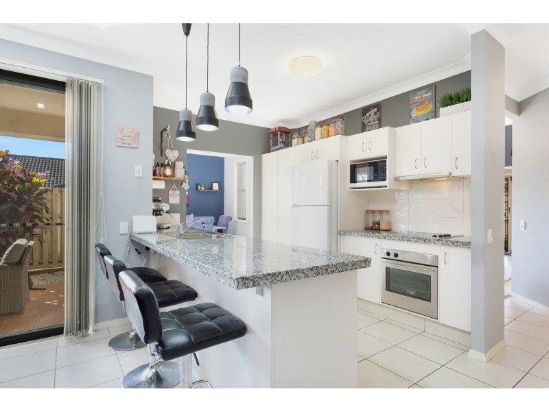 29 Hillridge Crescent, Varsity Lakes QLD 4227