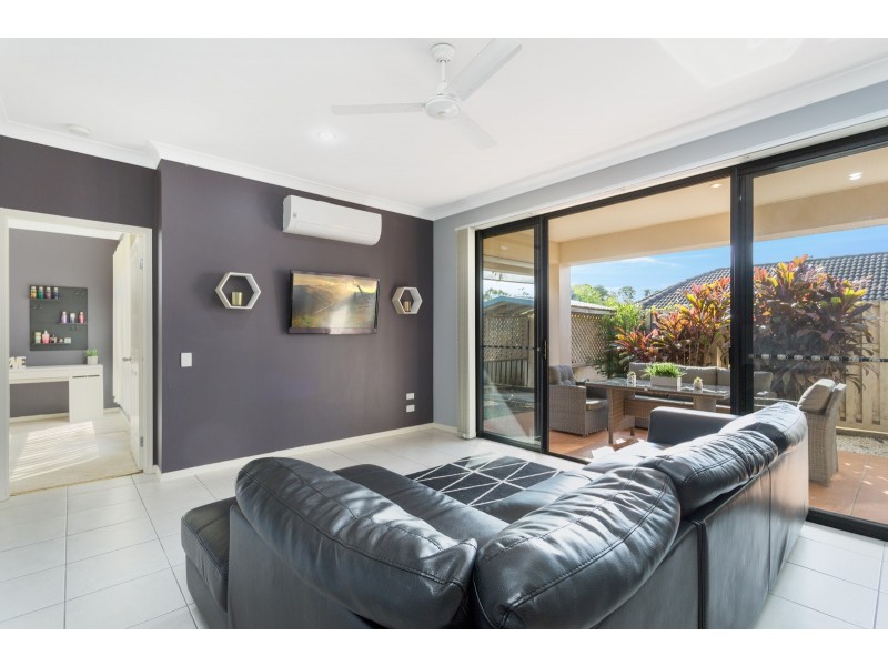 29 Hillridge Crescent, Varsity Lakes QLD 4227