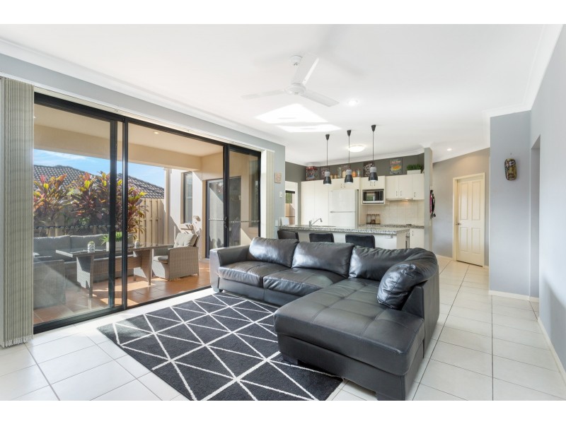 29 Hillridge Crescent, Varsity Lakes QLD 4227