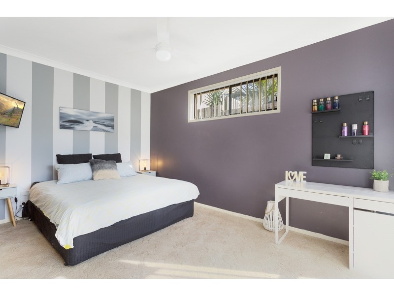 29 Hillridge Crescent, Varsity Lakes QLD 4227