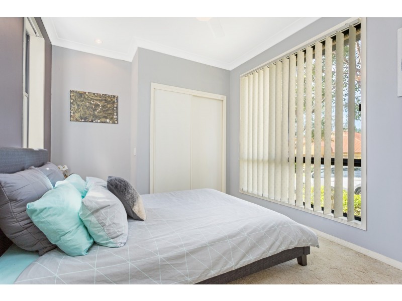 29 Hillridge Crescent, Varsity Lakes QLD 4227