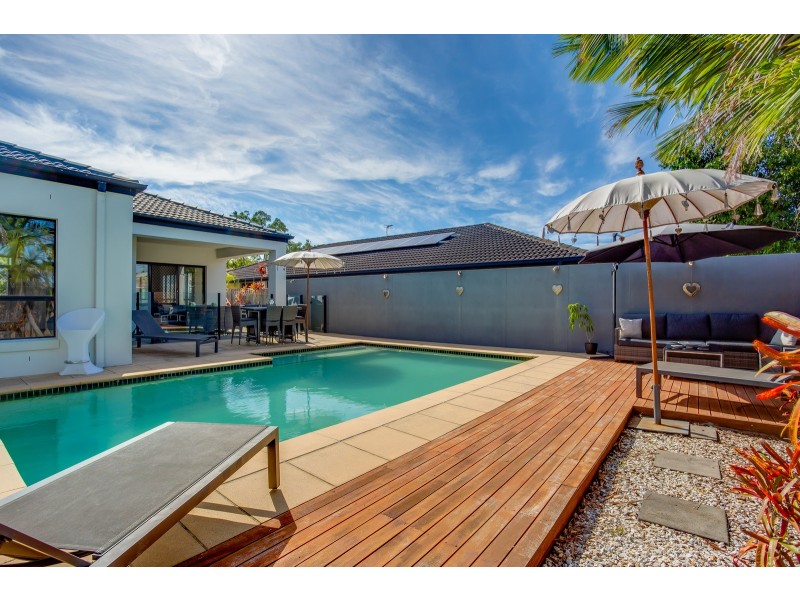 38 Straite Drive, Robina QLD 4226