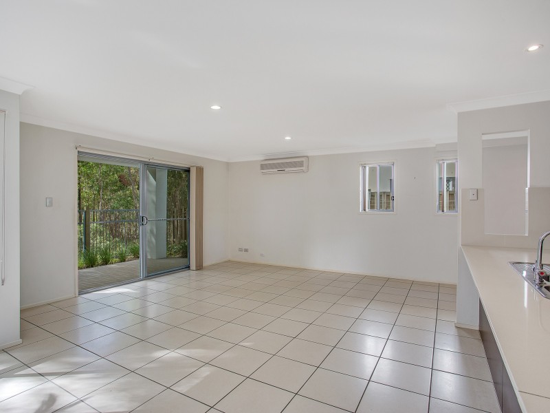 4/76 Bayswater Avenue, Varsity Lakes QLD 4227