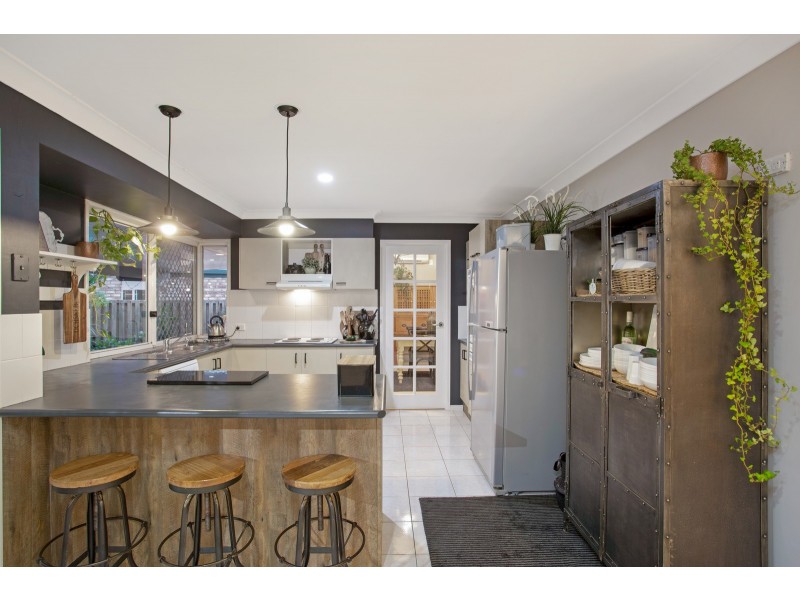 11 Brighton Crescent, Robina QLD 4226