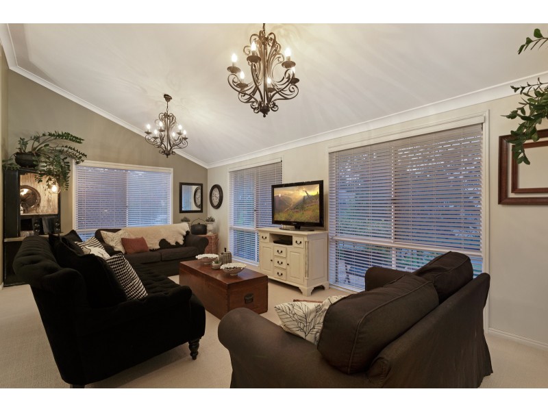 11 Brighton Crescent, Robina QLD 4226
