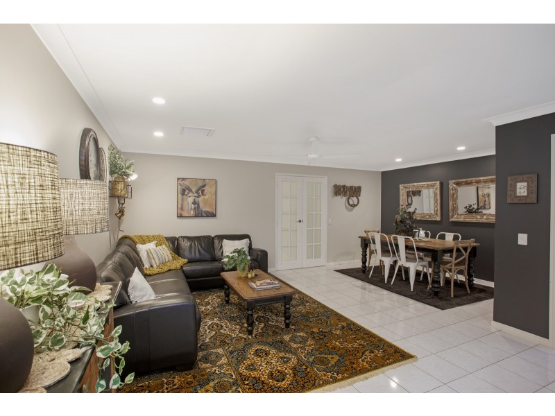 11 Brighton Crescent, Robina QLD 4226
