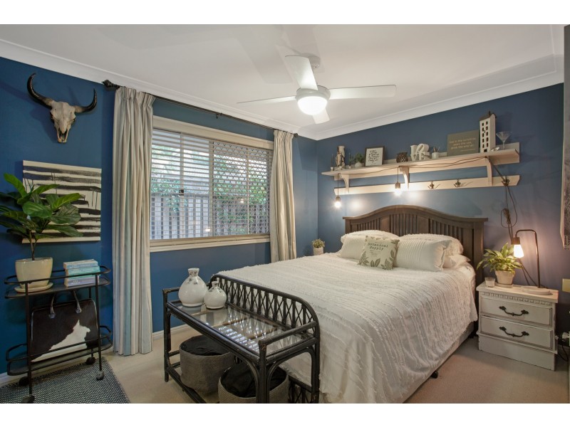 11 Brighton Crescent, Robina QLD 4226
