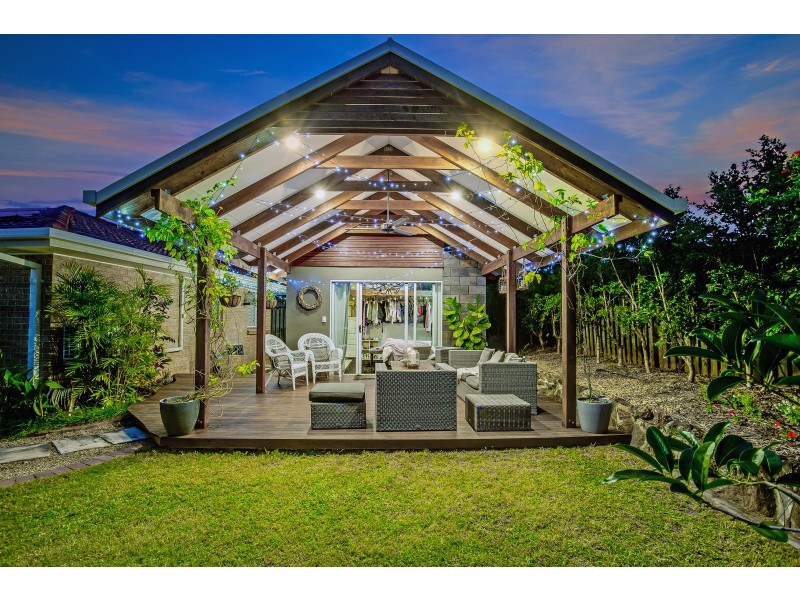 11 Brighton Crescent, Robina QLD 4226
