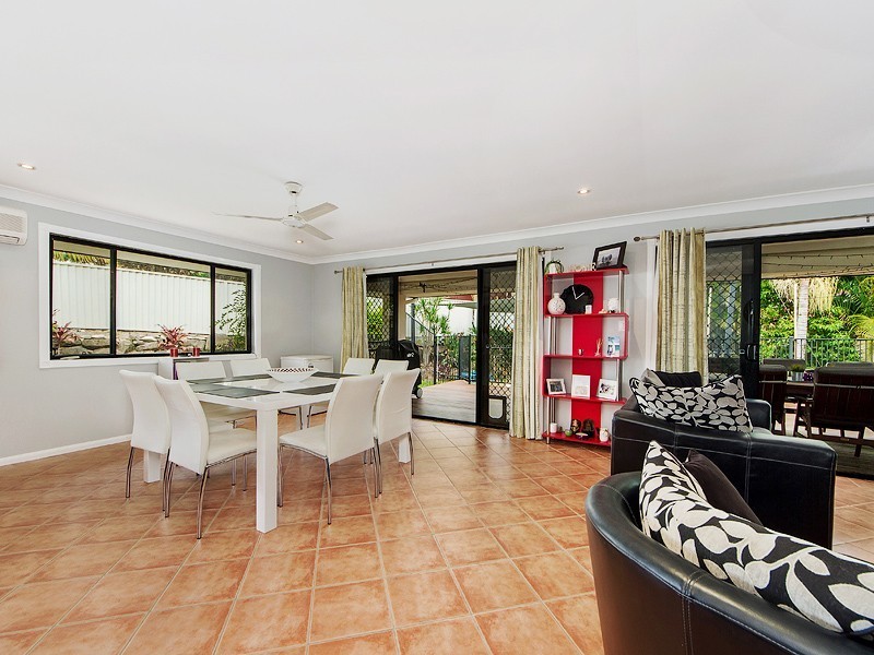 15 Wollemi Court, Reedy Creek QLD 4227