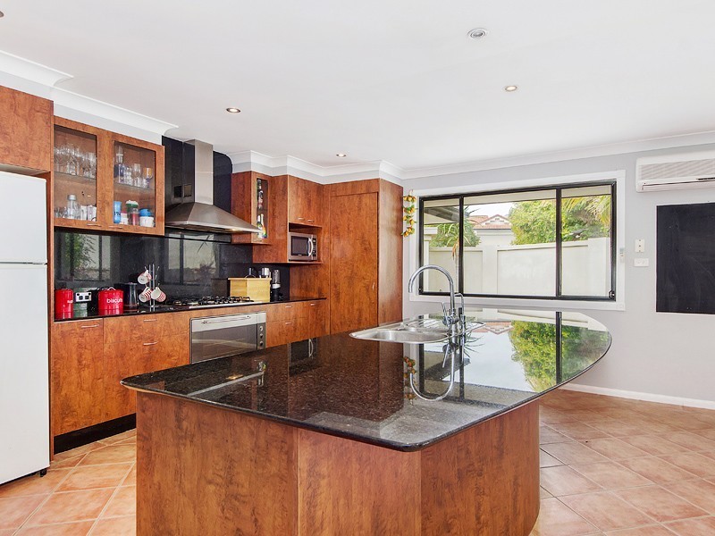 15 Wollemi Court, Reedy Creek QLD 4227