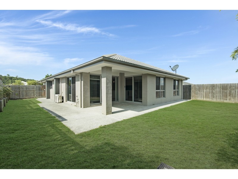 16 San Gabriel Crescent, Upper Coomera QLD 4209