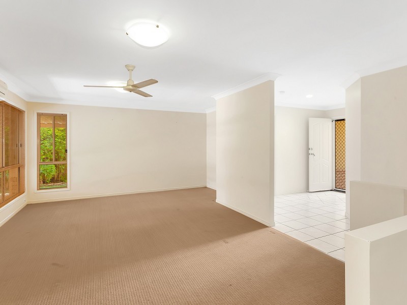 23 Gumleaf Drive, Molendinar QLD 4214