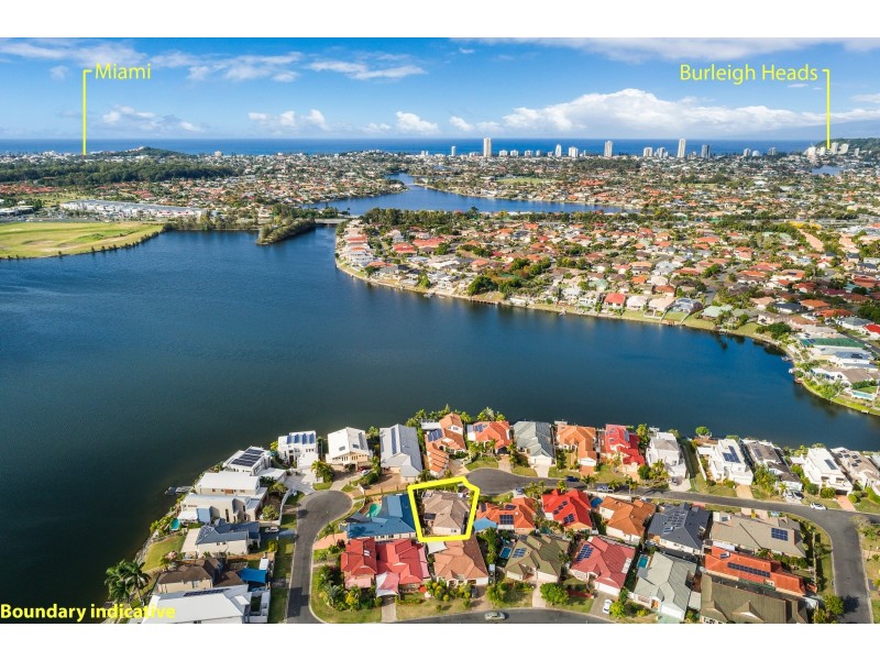 1 Massachusetts Court, Varsity Lakes QLD 4227