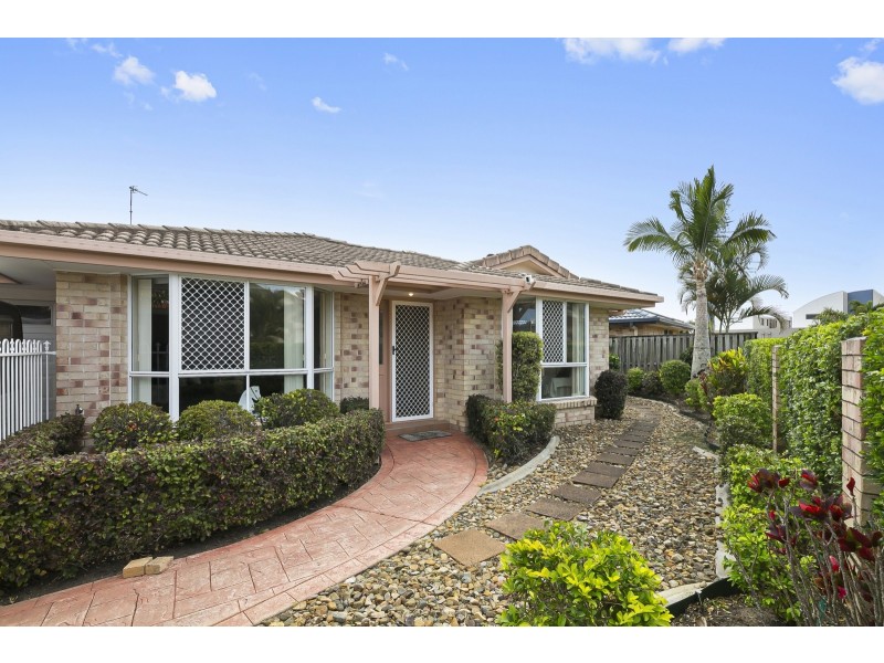 1 Massachusetts Court, Varsity Lakes QLD 4227