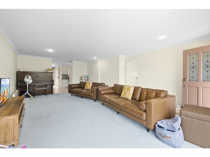 1 Massachusetts Court, Varsity Lakes QLD 4227