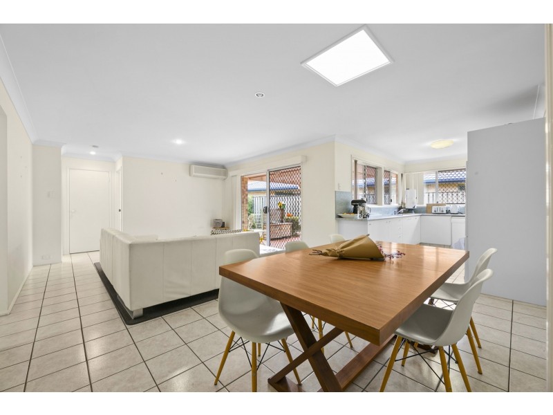 1 Massachusetts Court, Varsity Lakes QLD 4227