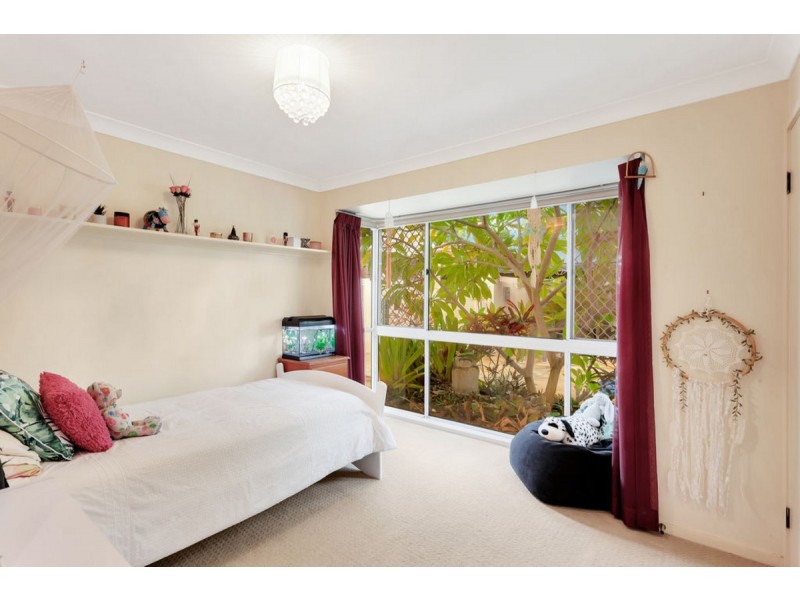 20 Homebush Drive, Robina QLD 4226