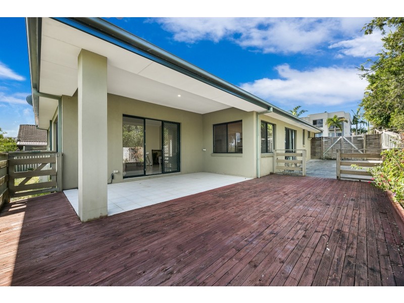 45 Gerona Circuit, Varsity Lakes QLD 4227