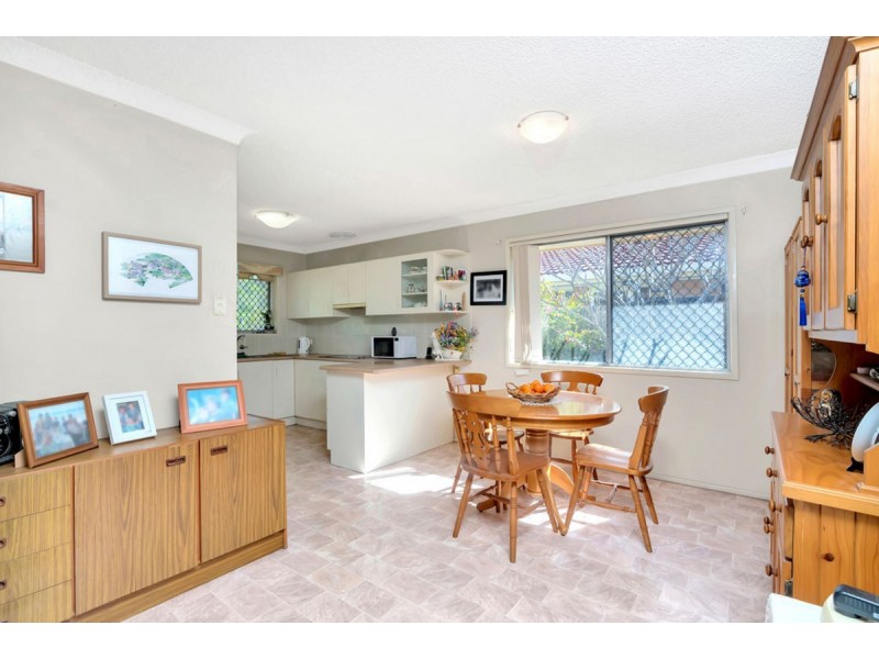 30 Aruma Avenue, Burleigh Waters QLD 4220