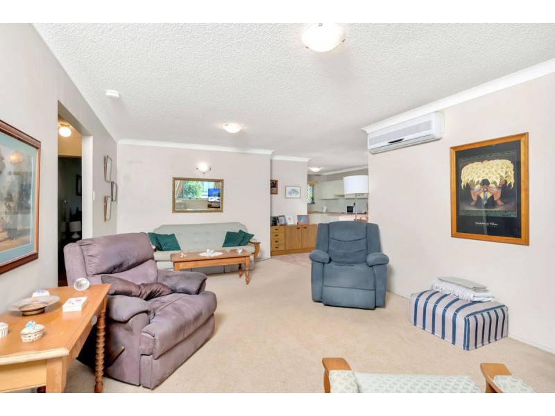 30 Aruma Avenue, Burleigh Waters QLD 4220