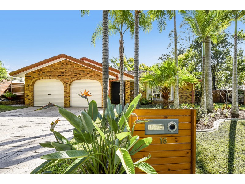 16 Trinity Place, Robina QLD 4226