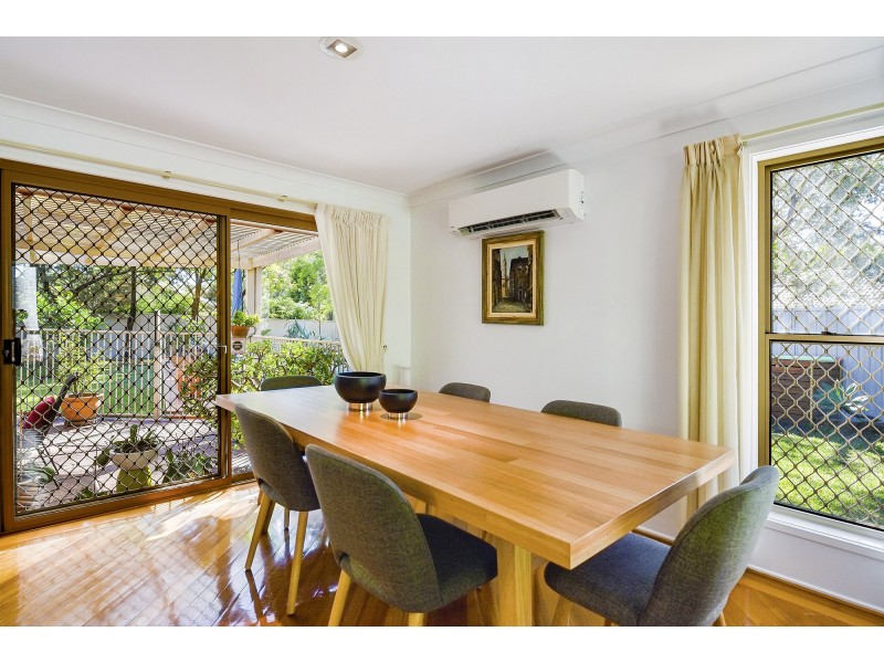 16 Trinity Place, Robina QLD 4226