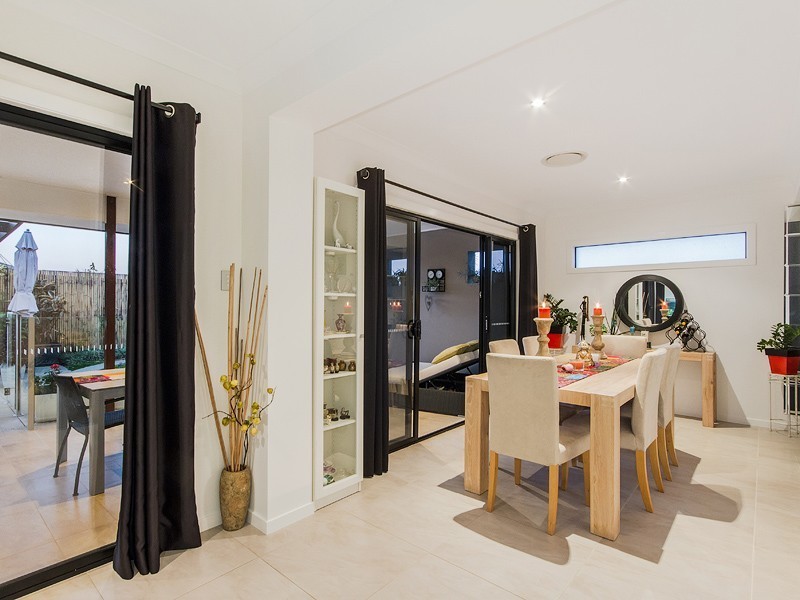6 Stargate Court, Reedy Creek QLD 4227