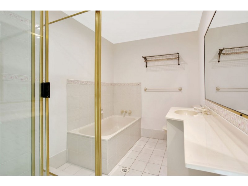 30 Tallai Road, Tallai QLD 4213