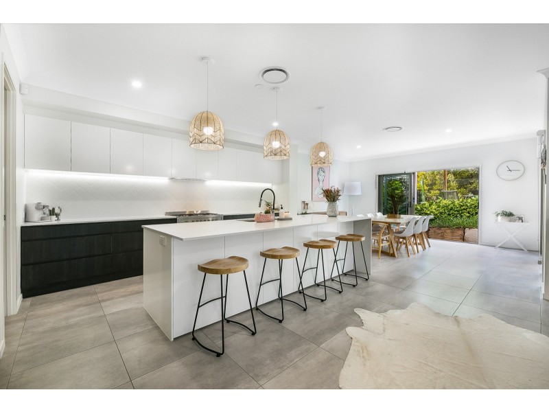 17 Coronata Place, Reedy Creek QLD 4227