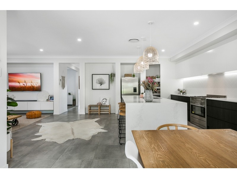 17 Coronata Place, Reedy Creek QLD 4227