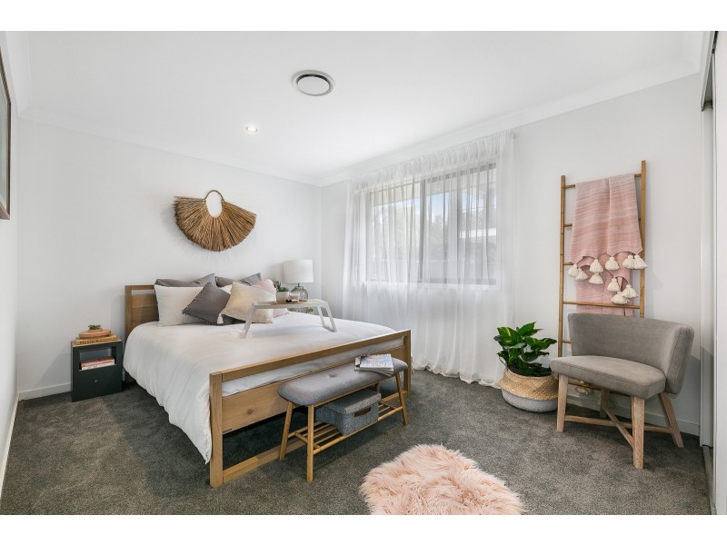 17 Coronata Place, Reedy Creek QLD 4227