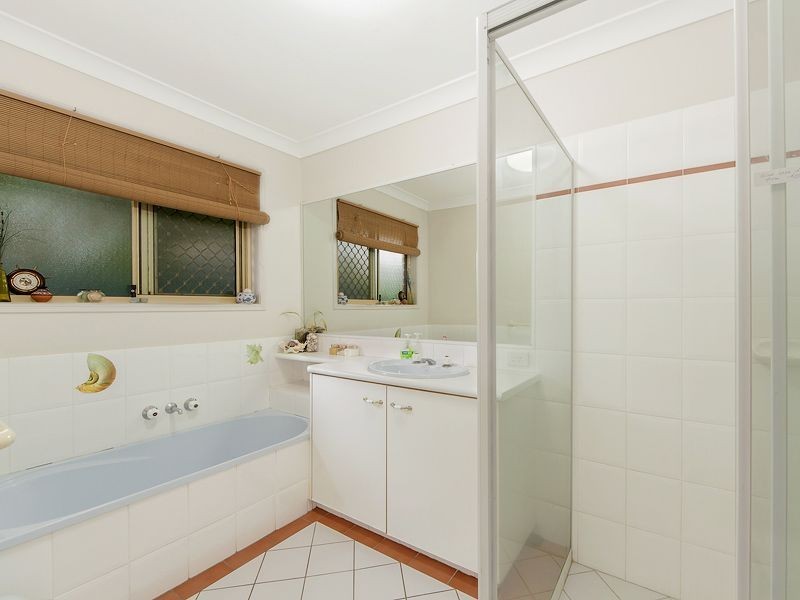 21 Breakwater Road, Robina QLD 4226