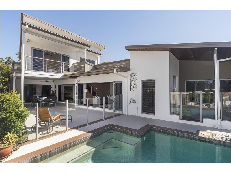 12 Corvus Way, Robina QLD 4226