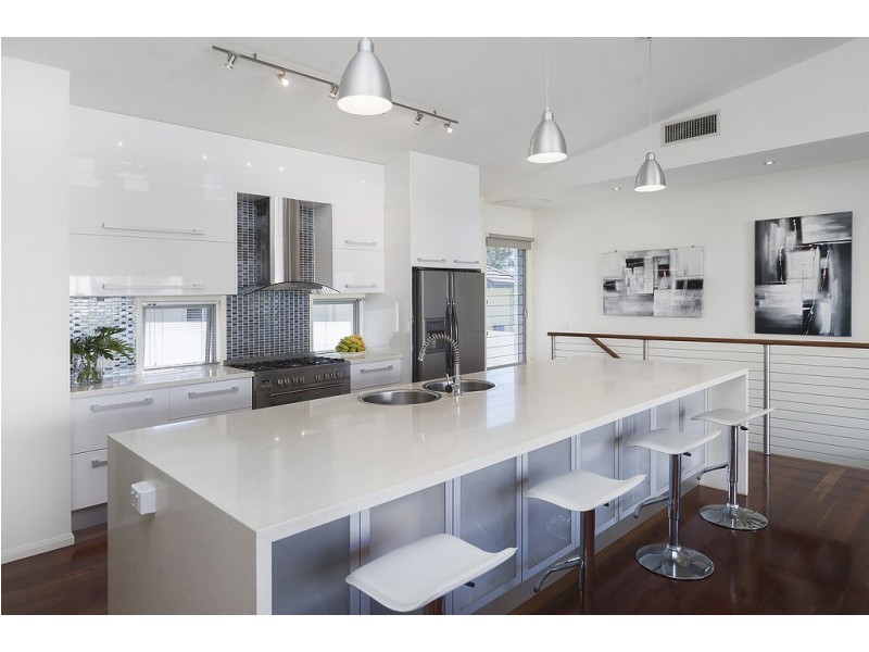 12 Corvus Way, Robina QLD 4226