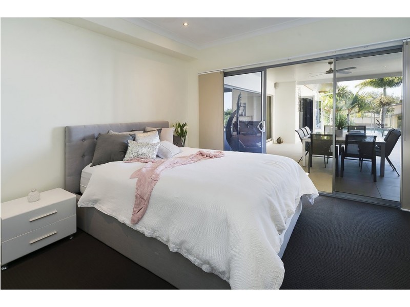 12 Corvus Way, Robina QLD 4226