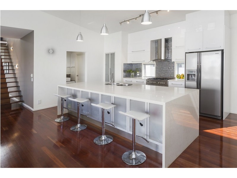 12 Corvus Way, Robina QLD 4226