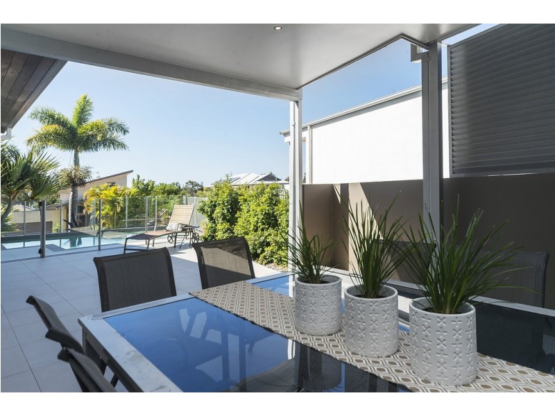 12 Corvus Way, Robina QLD 4226