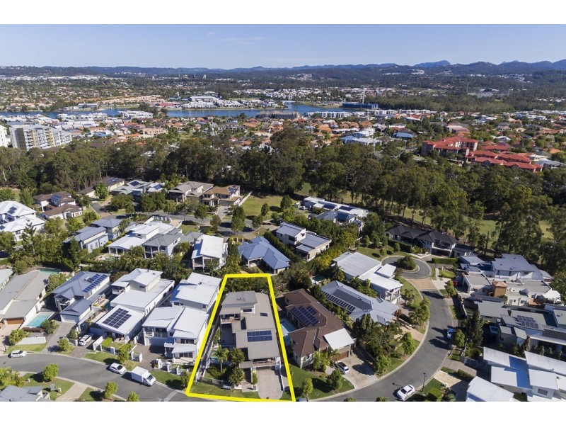 12 Corvus Way, Robina QLD 4226