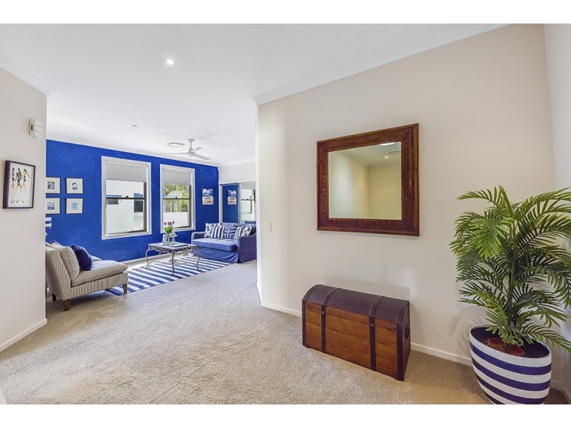 8001A Vista Drive, Benowa QLD 4217