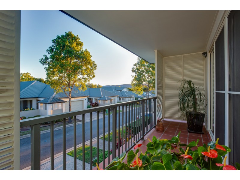 129 Easthill Drive, Robina QLD 4226