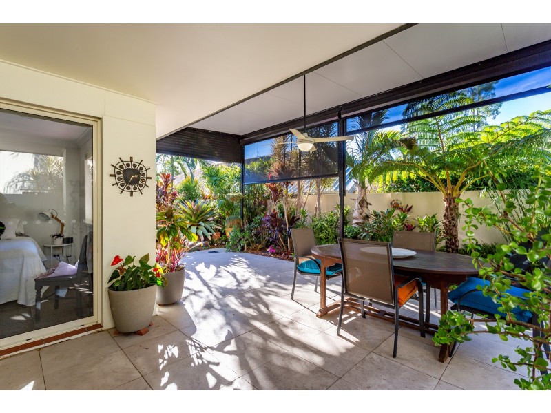 129 Easthill Drive, Robina QLD 4226