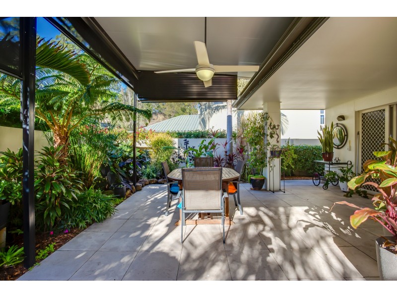 129 Easthill Drive, Robina QLD 4226