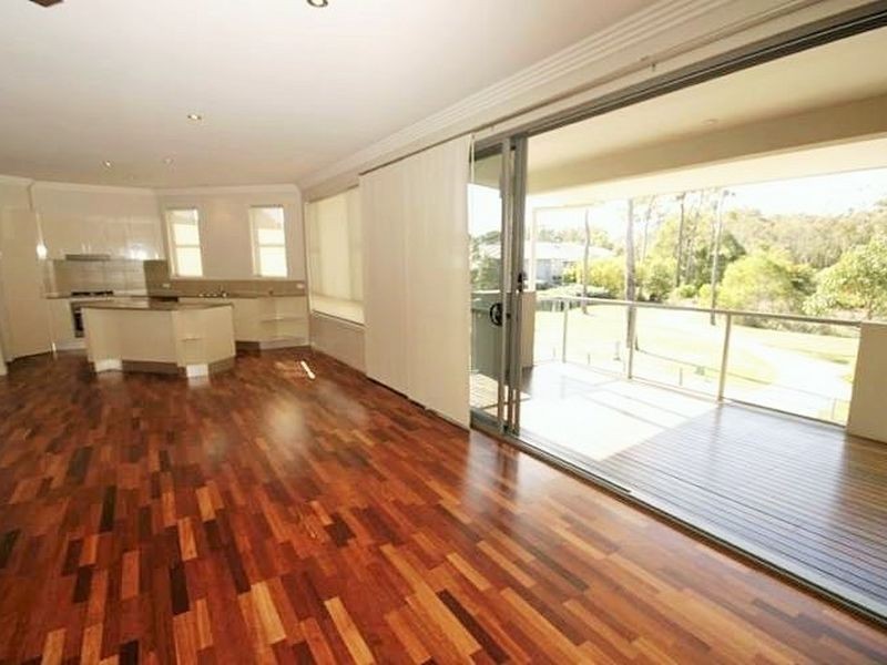 2/119 Bayswater Avenue, Varsity Lakes QLD 4227