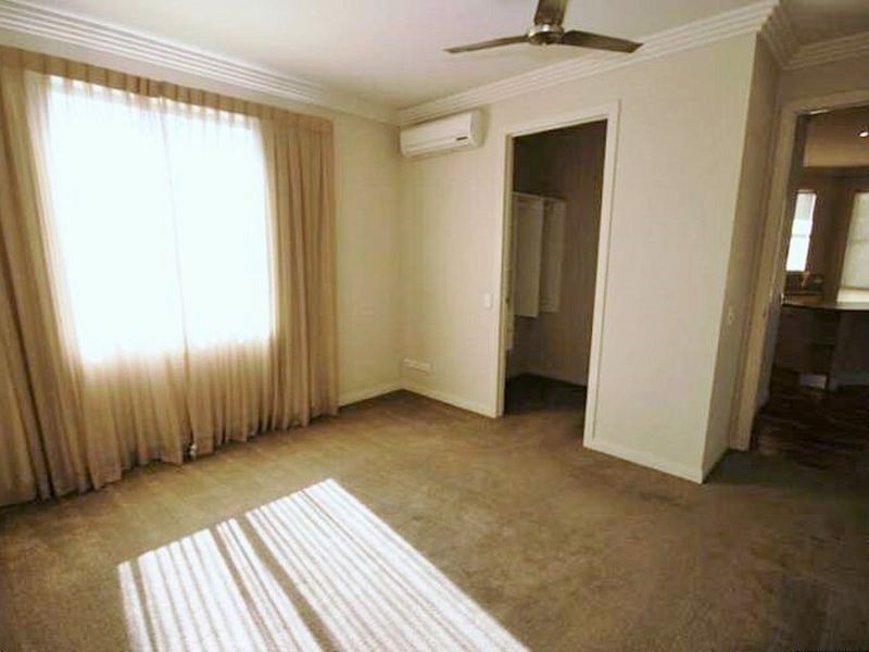 2/119 Bayswater Avenue, Varsity Lakes QLD 4227