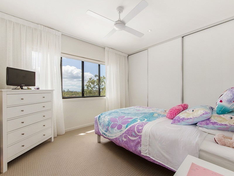 19 Gilgandra Close, Reedy Creek QLD 4227