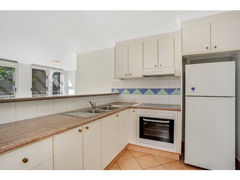 19/28 Chairlift Avenue, Miami QLD 4220