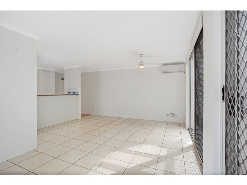 19/28 Chairlift Avenue, Miami QLD 4220