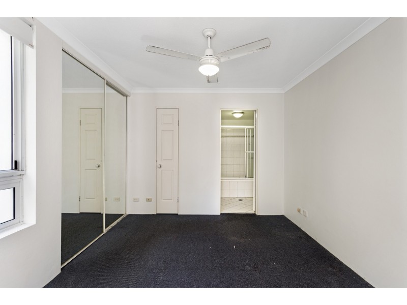 19/28 Chairlift Avenue, Miami QLD 4220