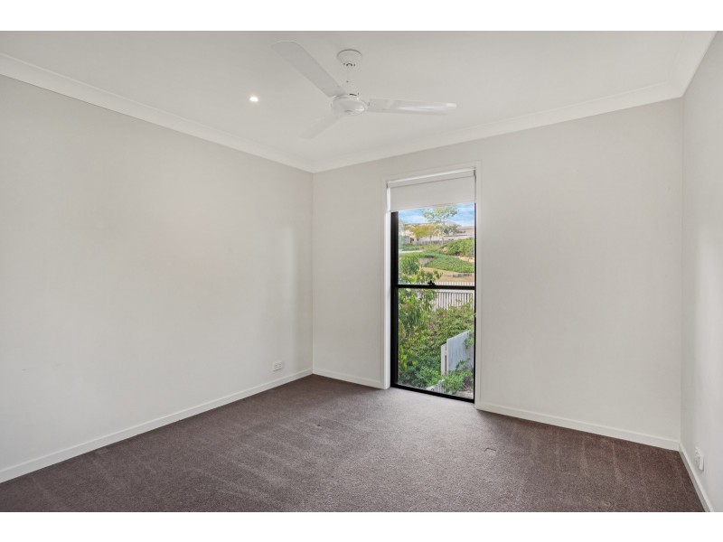 7/14 Norris Street, Pacific Pines QLD 4211