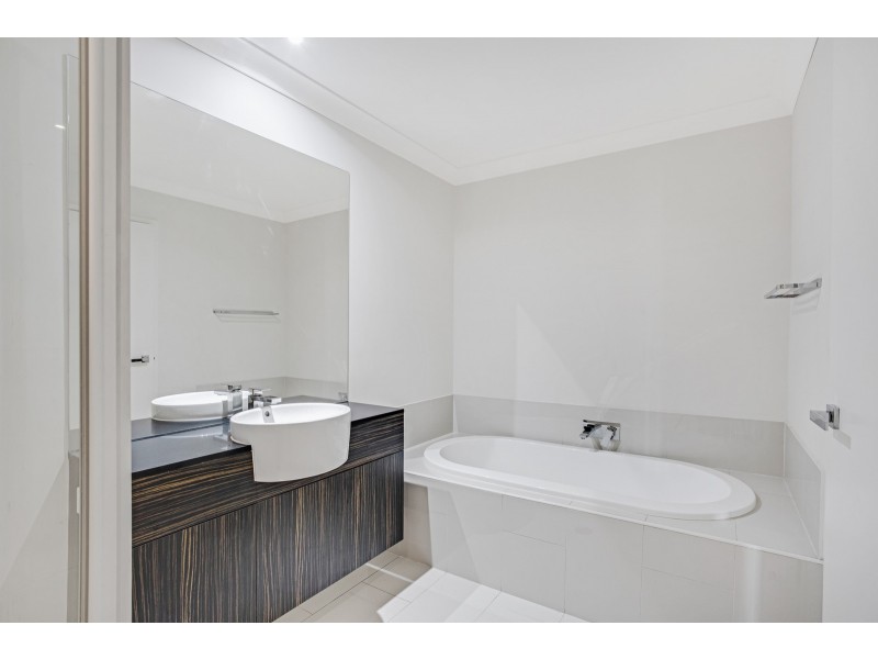 7/14 Norris Street, Pacific Pines QLD 4211